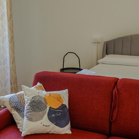 Feel - Mille Suites 贝尔加莫 外观 照片